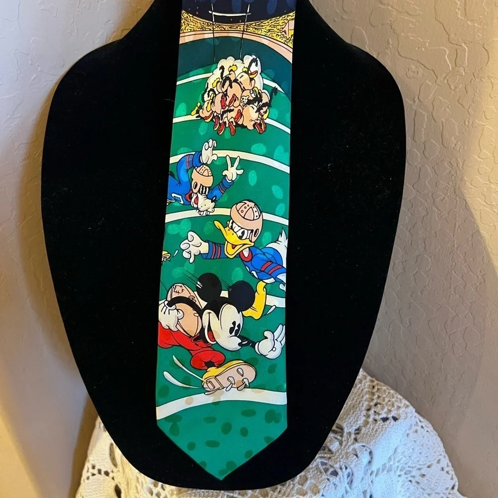 American football Mickey, Donald & Goofy novelty tie, Silk Necktie 56